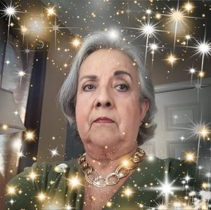 Meet your Posher, Elsa leticia